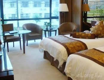 Crystal Island Club Hotel Shanghai Eksteriør billede