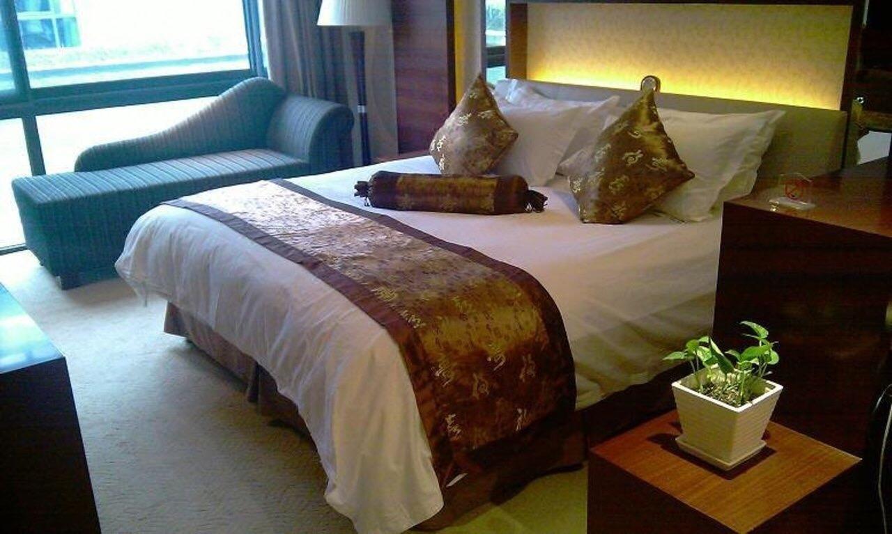 Crystal Island Club Hotel Shanghai Eksteriør billede